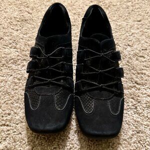 Wow WALKING CRADLES Comfy Black Leather Shoes, Sz 6